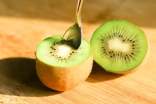 猕猴桃硬的能吃吗