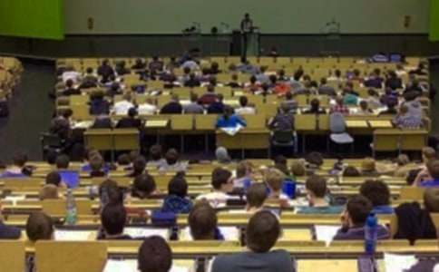 大学生活委员述职报告10篇