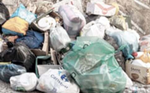 梦见路上很多垃圾