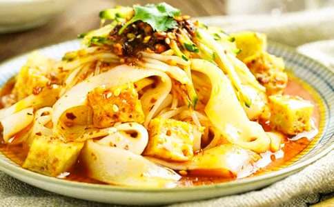 哺乳期吃凉皮会回奶吗