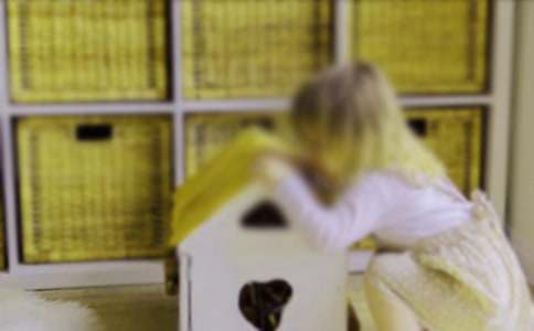 梦见未婚生女孩