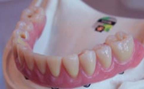 准妈妈如何应对牙龈问题